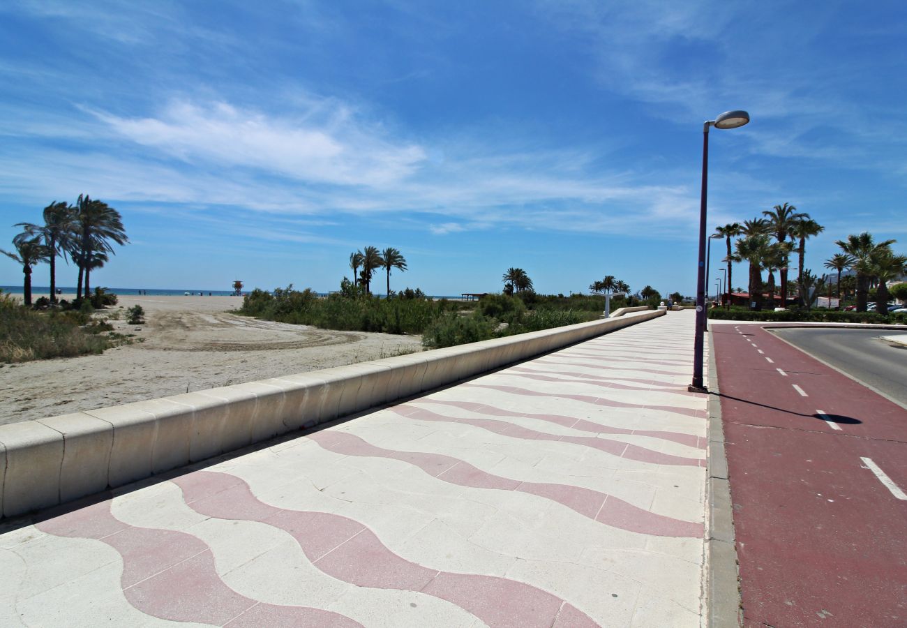 Ferienwohnung in Vera playa - V. Coast - 200 m Strand, WLAN, Gemeinschaftspool