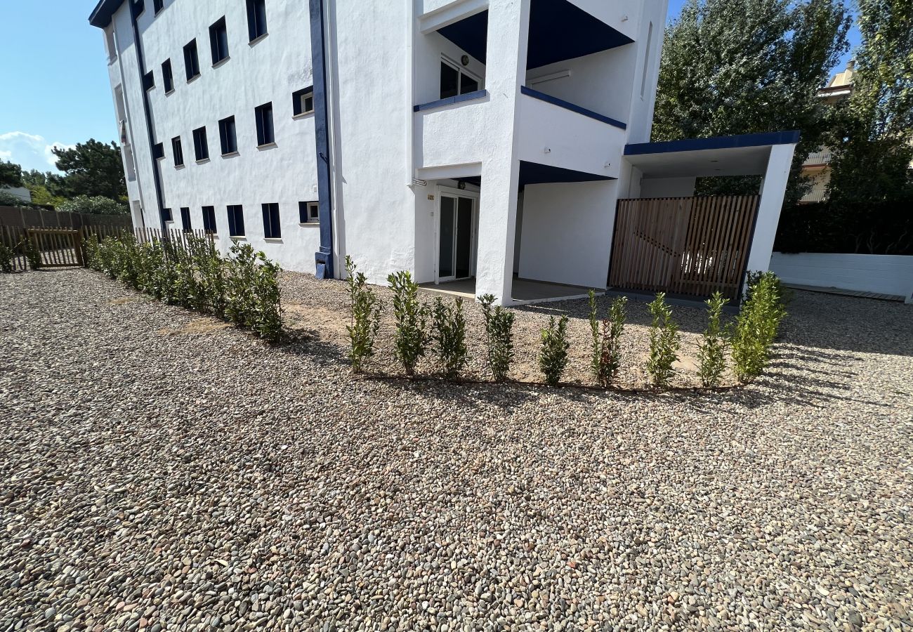 Apartment in Torroella de Montgri - B2C renovado en planta baja con jardin privado