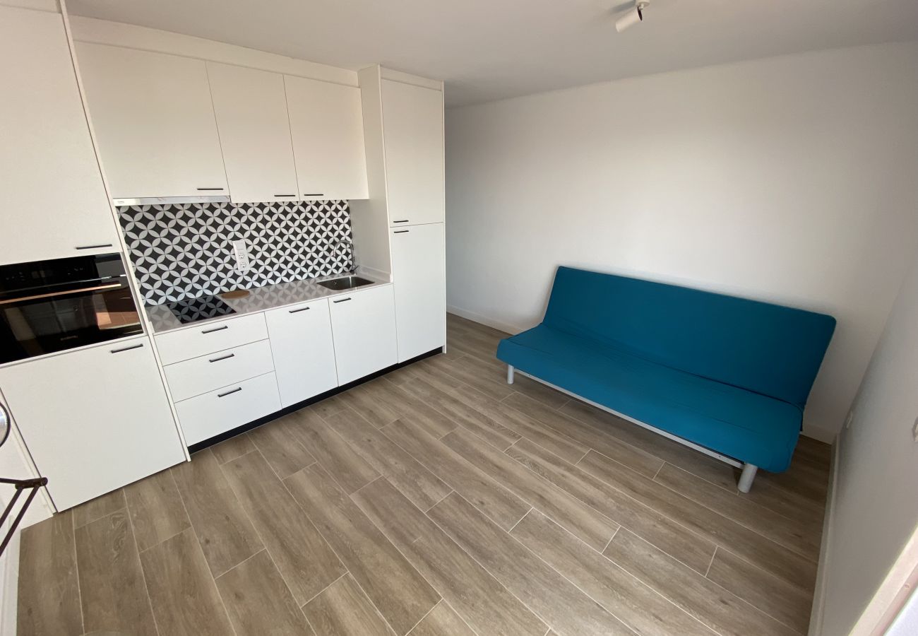 Apartment in Torroella de Montgri - 32C renovated apartment with sea view